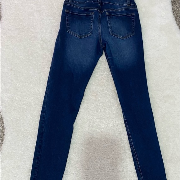 Thyme maternity Jeans XS - Picture 2 of 5